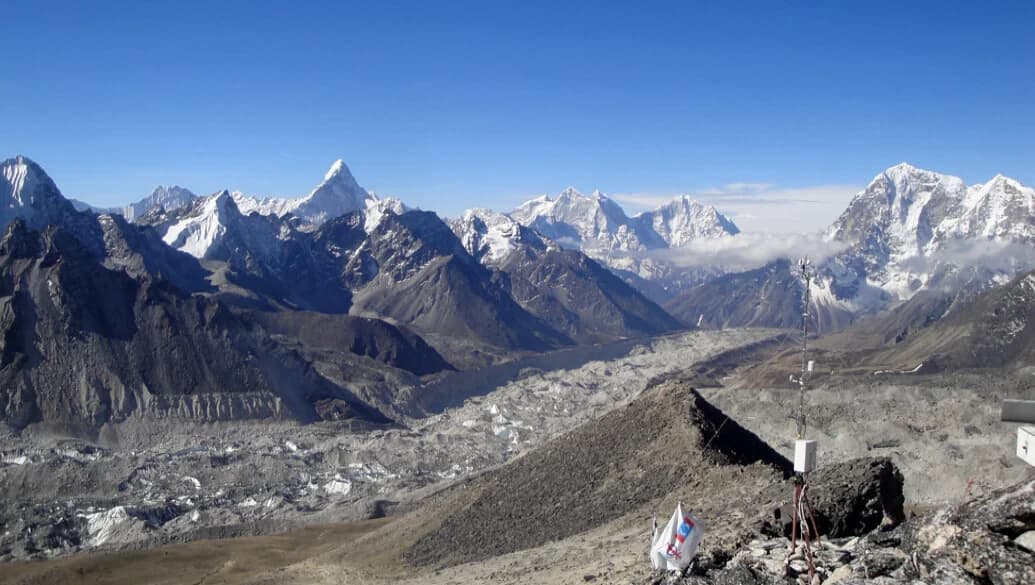 Everest Mountain Flight