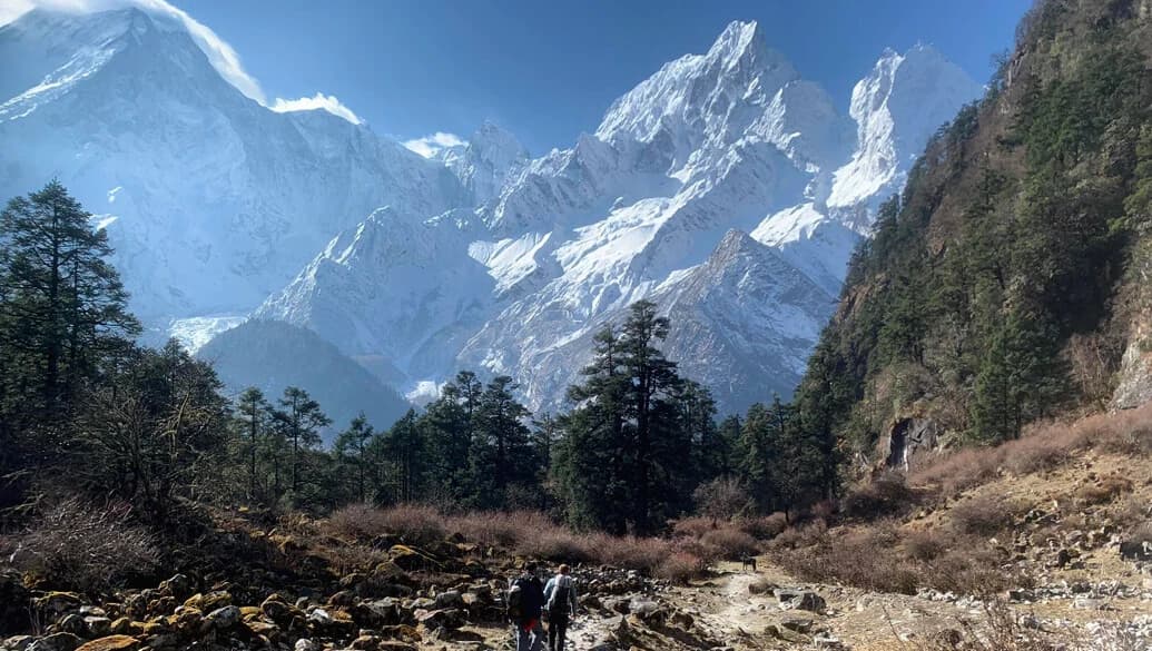 Manaslu Tsum Valley Trek